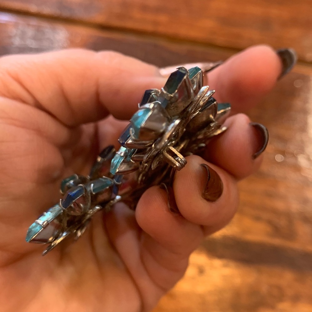Antique Rhinestone Brooch - Picture 16 of 16